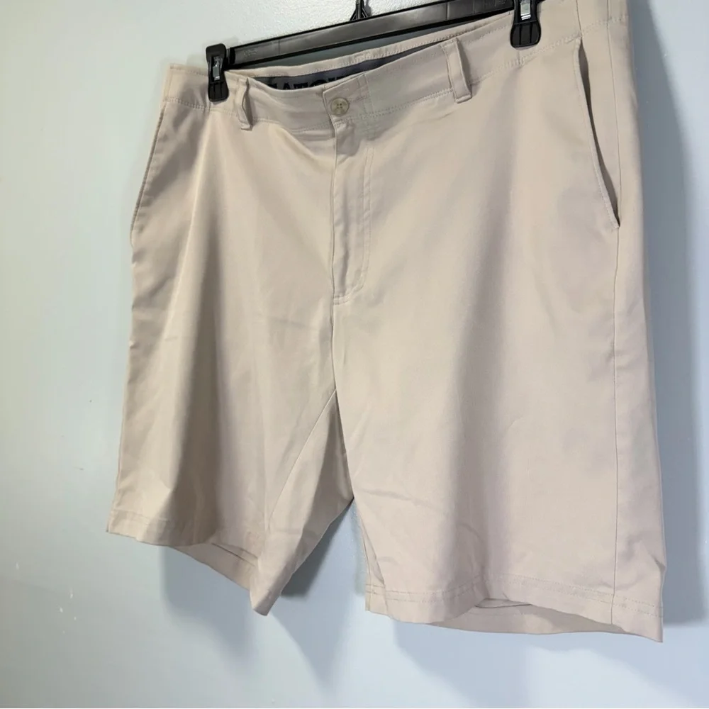PGA TOUR Mens‎ Driflux Flat Front Golf Shorts Khaki Beige 38